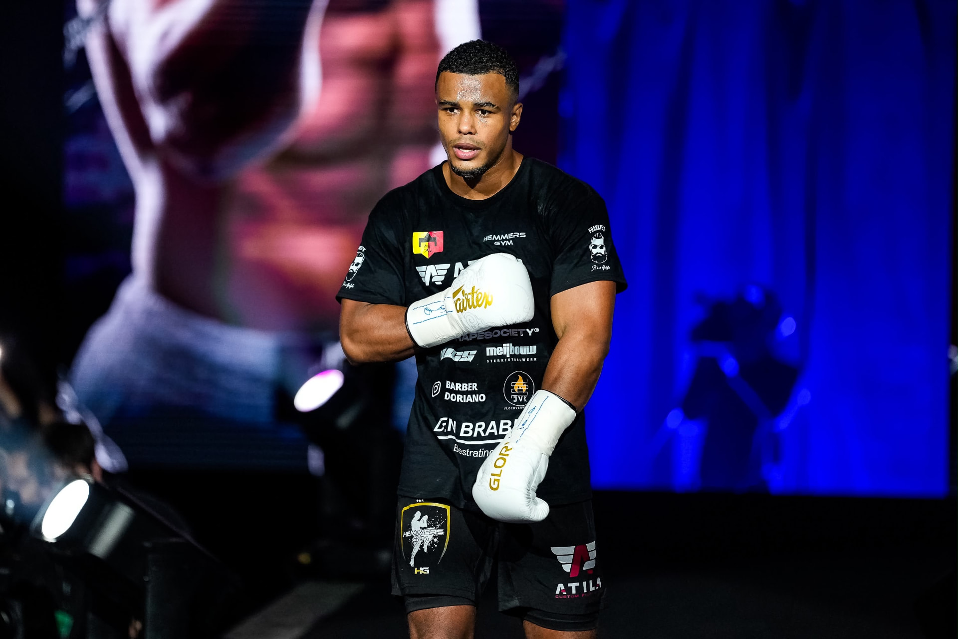 Figuereido Landman tijdens zijn walkout bij GLORY